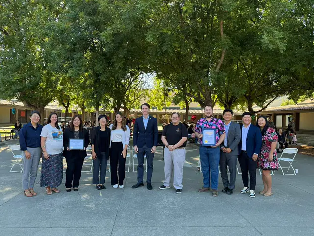 What began three years ago as a Korean club of 50 students has grown into the Korean Language and Cultural Center of Sacramento - KLCCSac, now serving 170+ students ages 4–60! 🇰🇷❤️  This past weekend, we celebrated another exciting milestone—the opening of the newest home of Our Korean School! 🎉  We were honored to celebrate with Congressman Kevin Kiley & Chelsee Kiley; Andrew Powers, representing Senator Angelique Ashby; and Christopher Gill, representing Assemblywoman Maggy Krell.  Thank you to our generous sponsors: Chocolate Fish Coffee Roasters, Starbucks & Paris Baguette.  We are deeply grateful to our teachers, families, students, co-founders, Board of Directors, and especially Executive Director Eunhae Park, whose passion and leadership continue to move our school forward.  From 50 students to 170+—what a journey. And we’re just getting started! 🫰🏼  우리 한국학교 — Our Korean School.  3년 전 50명의 학생으로 시작한 한국어 클럽이 어느덧 4세부터 60세까지 170명 이상의 학생들이 함께하는 새크라멘토 한국언어문화센터(KLCCSac)로 성장했습니다! 🇰🇷❤️  지난 주말, 우리는 '우리한국학교'의 새로운 보금자리를 열며 또 하나의 설레는 이정표를 함께 축하했습니다! 🎉  이 뜻깊은 순간을 함께해 주신 케빈 카일리(Kevin Kiley) 연방 하원의원 내외분, 안젤리크 애시비(Angelique Ashby) 주 상원의원 대리 앤드류 파워스(Andrew Powers) 님, 그리고 매기 크렐 (Maggy Krell) 주 하원의원 대리 크리스토퍼 길(Christopher Gill) 님께 감사드립니다.  풍성한 후원을 해주신 Chocolate Fish Coffee Roasters, Starbucks & Paris Baguette 에도 깊이 감사드립니다.  우리 선생님들, 학부모님들과 학생들, 이사회 분들, 그리고 특히 열정과 리더십으로 우리 학교를 앞장서 이끌어 주시는 박은혜 센터장님께 진심으로 감사드립니다.  50명의 학생에서 170명 이상이 되기까지 정말 놀라운 여정의 연속이었습니다. 그리고 우리의 진짜 여정은 이제부터 시작입니다! 🫰🏼  #KLCCSac #OurKoreanSchool #KoreanSchool #Sacramento