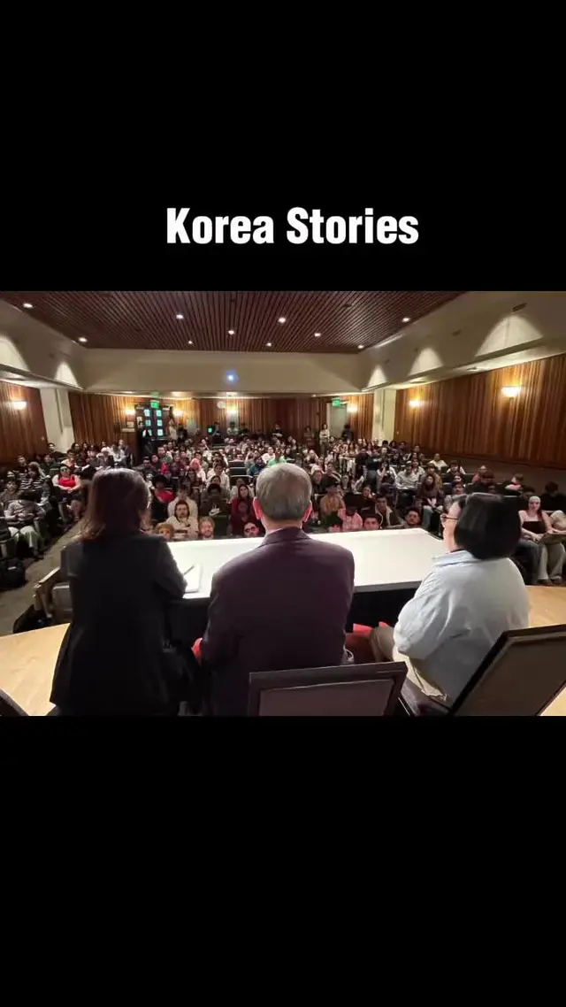 🕊️ A Time of Remembrance and Truth
The auditorium at Sac State was filled to capacity, with over 180 students gathered to hear the powerful testimonies of the two survivors.
In the evening, we held a more intimate session to listen to their stories further, reflecting deeply on the weight of history together.
The speakers departed for Los Angeles early this morning to continue their tour. We would like to express our sincerest gratitude to Mr. Shim Jin-Tae and Ms. Han Jeong-soon for making the time to visit Sacramento despite their demanding schedule. We wish them health and safety for the remainder of their journey.  🕊️ Korea Stories 다섯 번째 시간: 기록과 증언
새크라멘토 주립대 강당에 앉을 자리가 없을 정도로 많은 분이 찾아주셨습니다. 두 어르신의 생생한 증언이 180여 명의 학생에게 전달된 뜻깊은 시간이었습니다.
저녁에는 좀 더 차분한 분위기 속에서 두 분의 이야기를 가까이서 경청하며 역사의 아픔을 함께 나누었습니다.
두 분께서는 오늘 새벽 다음 일정을 위해 LA로 이동하셨습니다. 바쁜 전미 순회 일정 중에도 새크라멘토를 방문해 주신 심진태, 한정순 어르신께 깊은 감사를 드립니다. 남은 여정도 건강히 마치시기를 기원합니다.  #koreastories